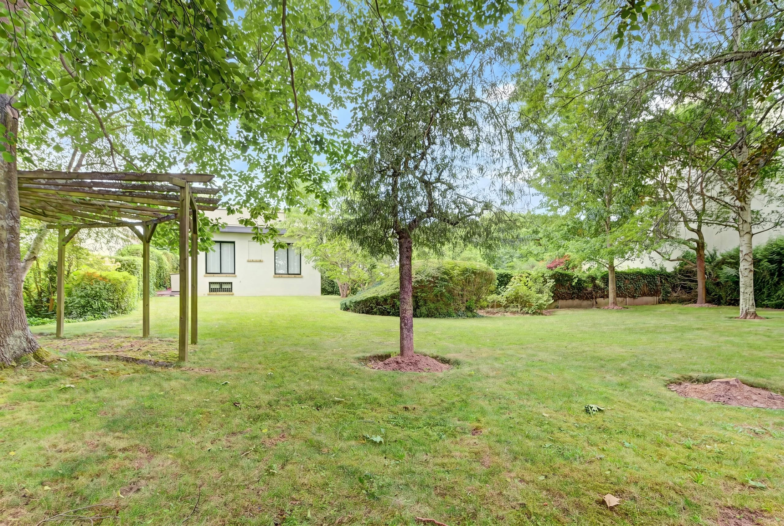 ORGEVAL - MAISON INDIVIDUELLE - ELEGANCE CONTEMPORAINE