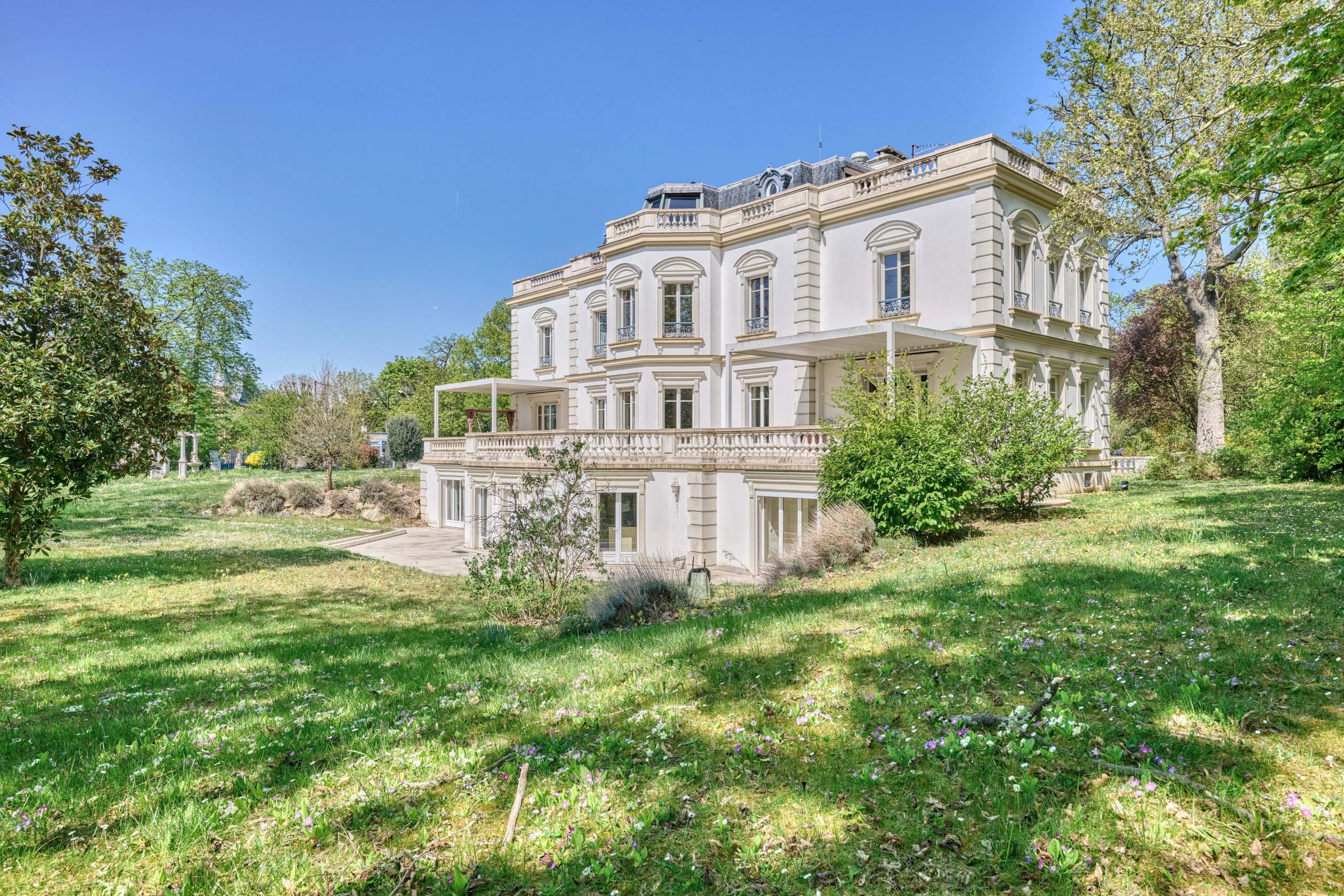 Propriété d'exception — Maison de Maître XIXe — Parc arboré — Le Vésinet